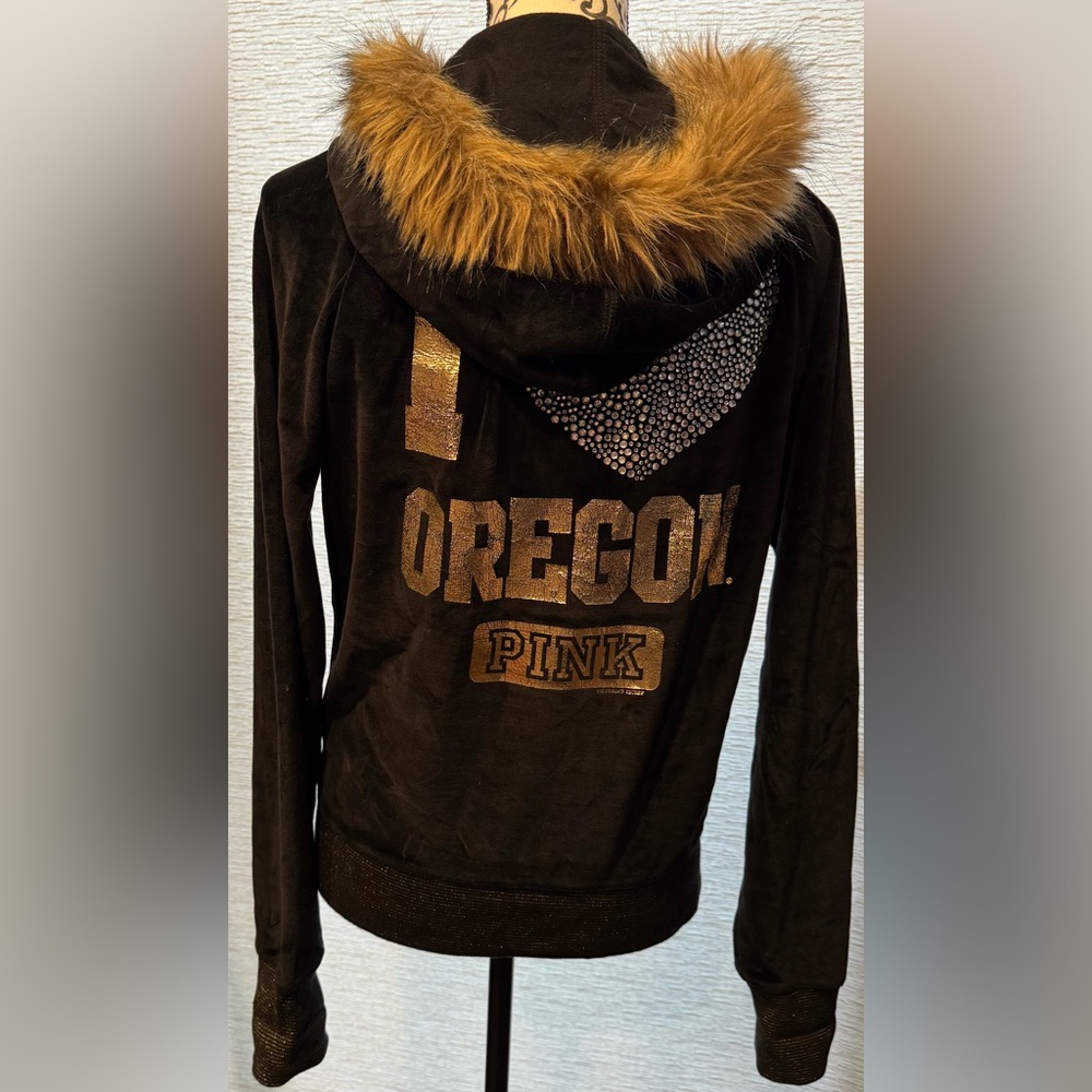 Victoria’s Secret PINK Faux Fur Jacket Hoodie Oregon  EXTREMELYRARE